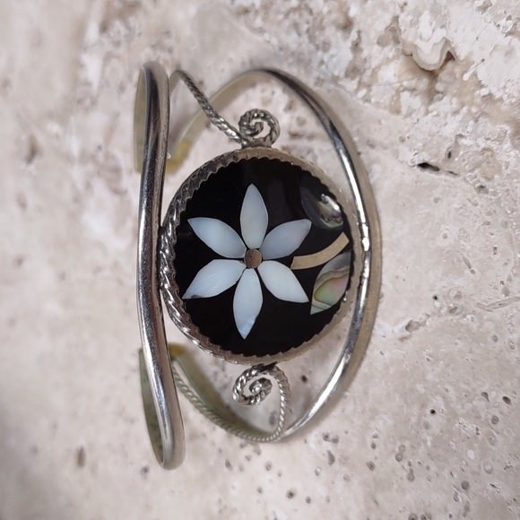 Alpaca Silver Inlay Cuff Bracelet - Picture 3 of 7